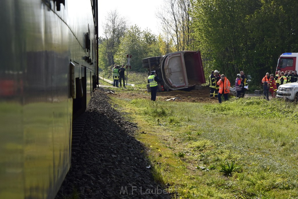 Schwerer VU LKW Zug Bergheim Kenten Koelnerstr P151.JPG - Miklos Laubert